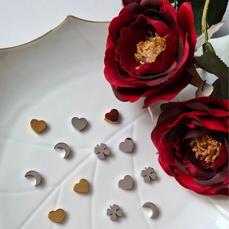 پلاک های دو سوراخه سه بعدی(فروش بصورت دونه ای)