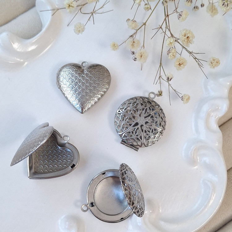 لاکت گردنبندی رنگ ثابت(فروش بصورت دونه ای)